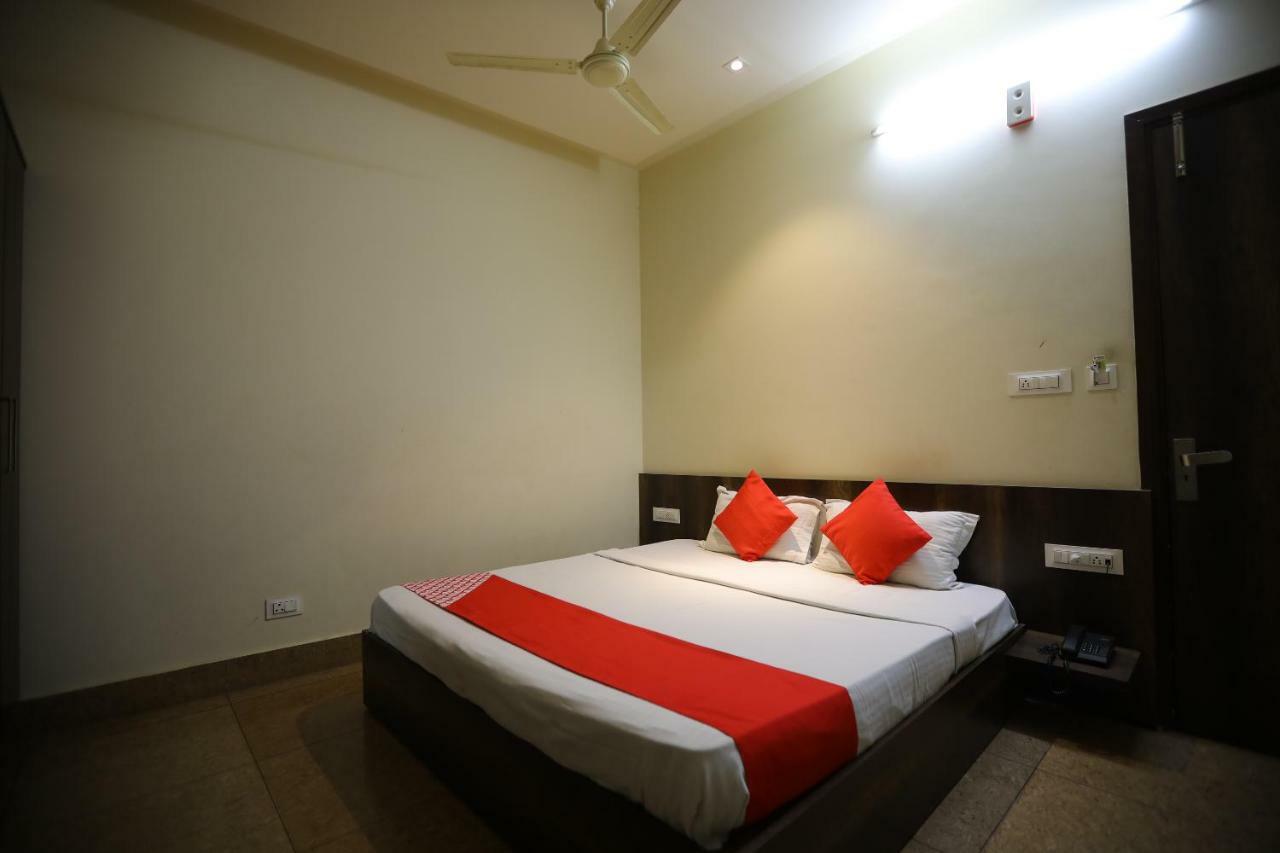 Oyo 40791 Hotel Hot N Fast Suratgarh Exteriér fotografie