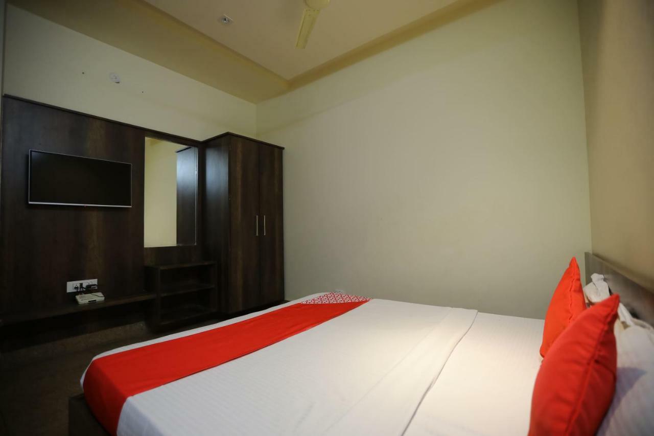Oyo 40791 Hotel Hot N Fast Suratgarh Exteriér fotografie