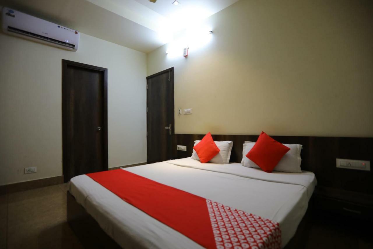 Oyo 40791 Hotel Hot N Fast Suratgarh Exteriér fotografie