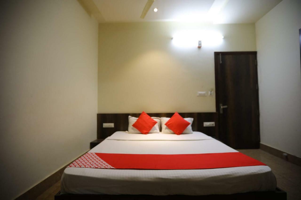 Oyo 40791 Hotel Hot N Fast Suratgarh Exteriér fotografie