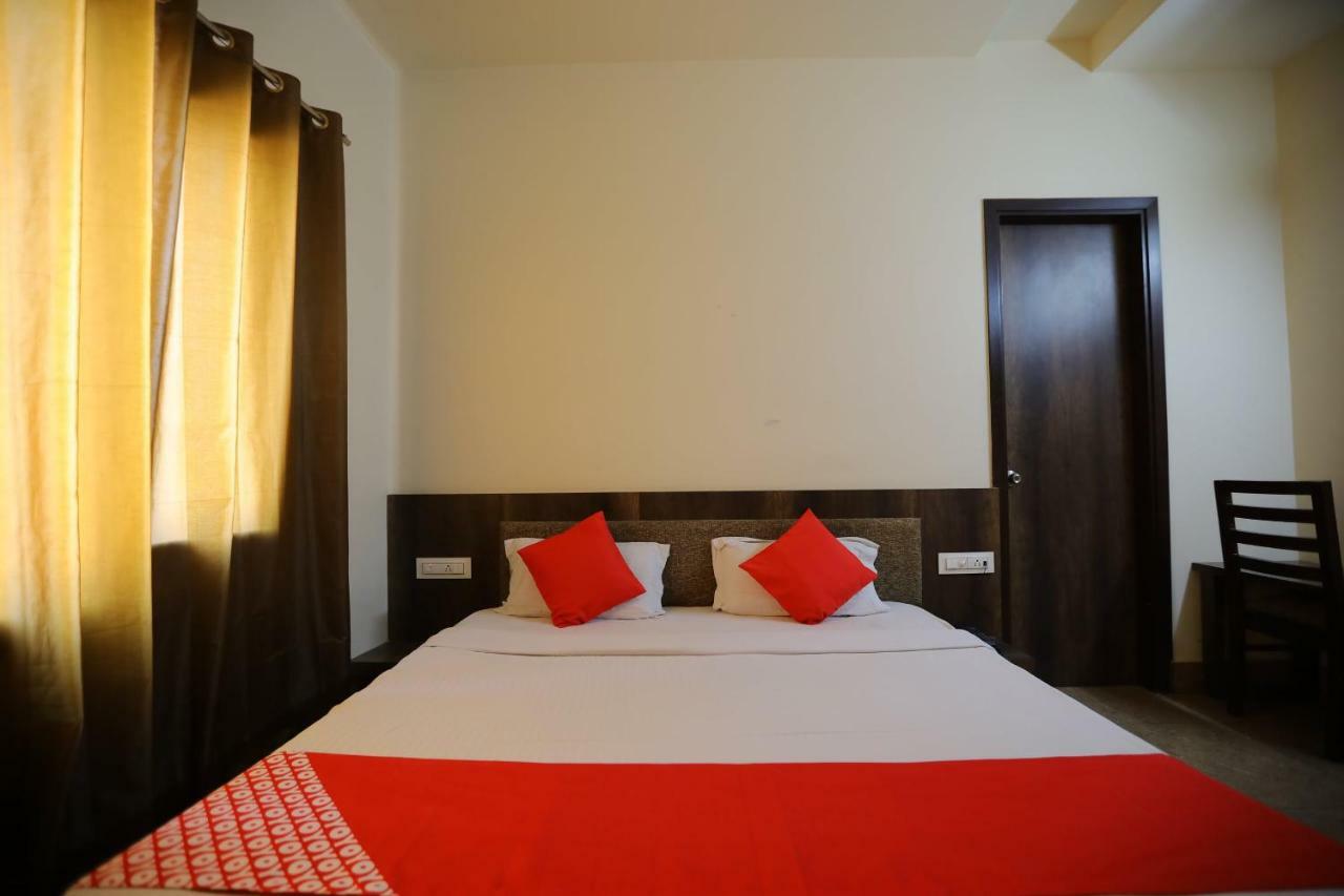 Oyo 40791 Hotel Hot N Fast Suratgarh Exteriér fotografie