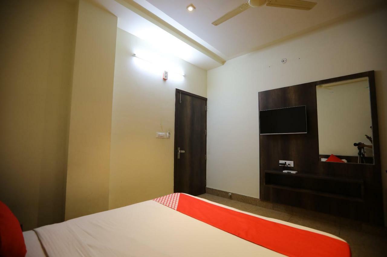 Oyo 40791 Hotel Hot N Fast Suratgarh Exteriér fotografie